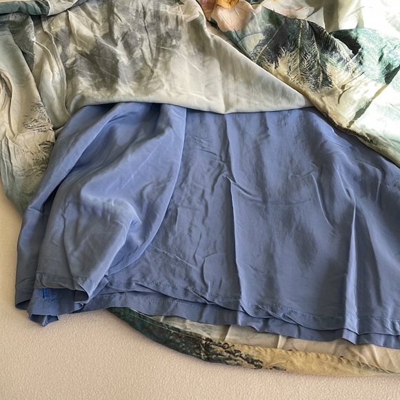 Farm long dress 100% silk - minor flaws (see pictures) - Picture 11 of 16